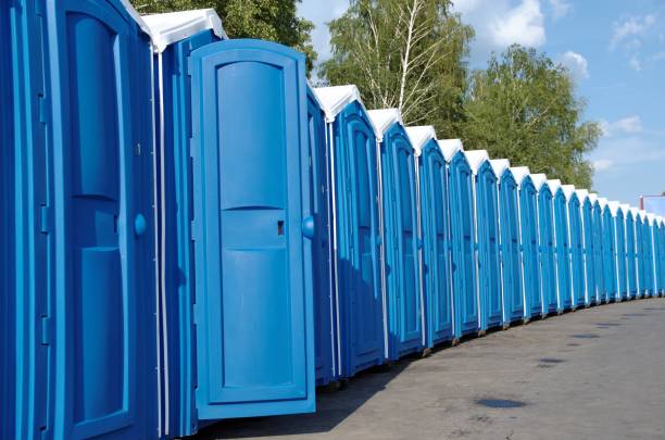 Best Portable bathroom rental  in South Brooksville, FL